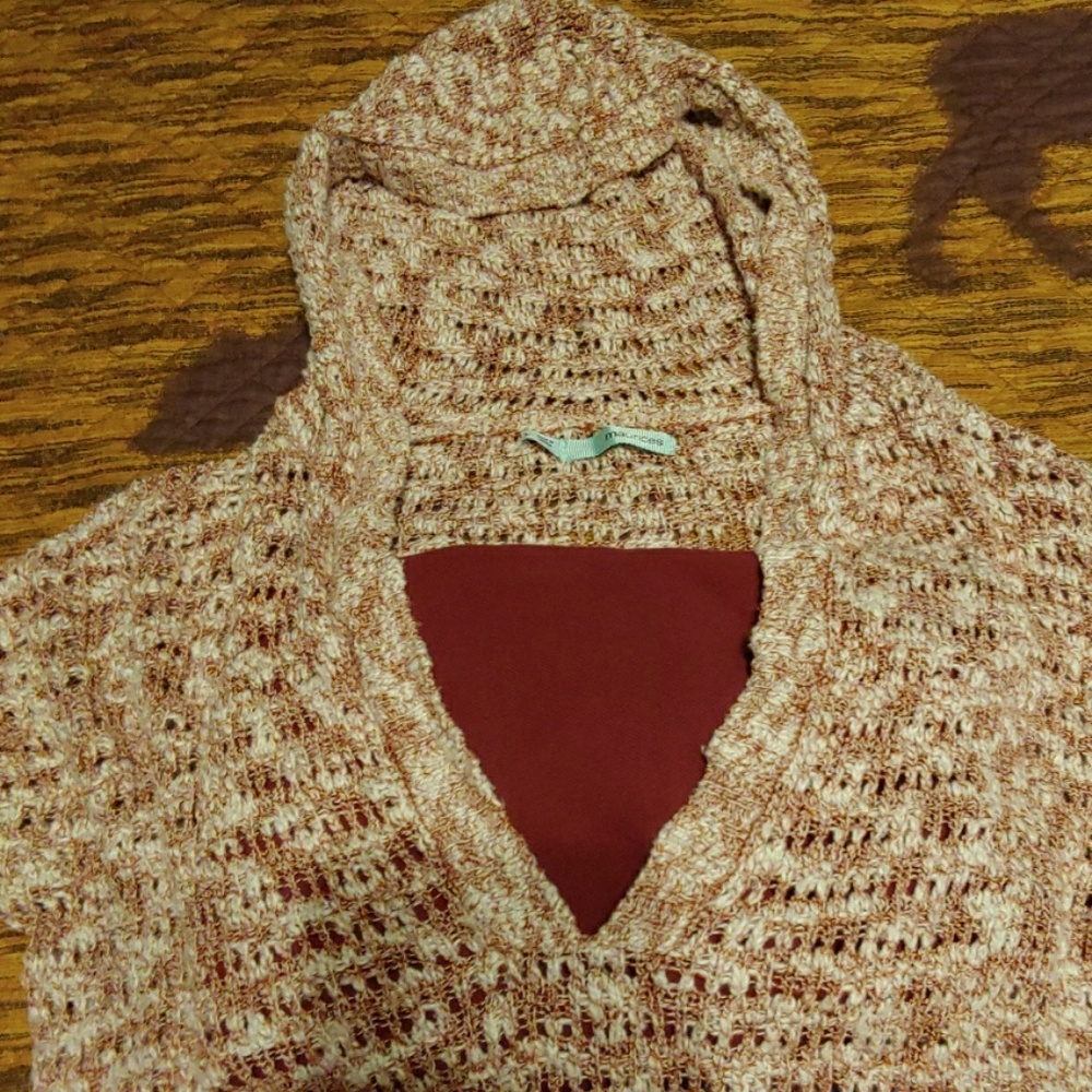 Sweater - Picture 3 of 4